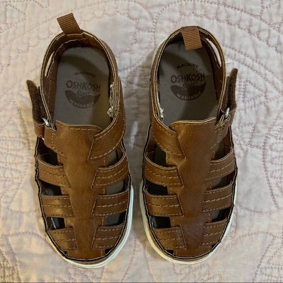 OshKosh | Boys Faux Leather Sandals - Picture 3 of 6